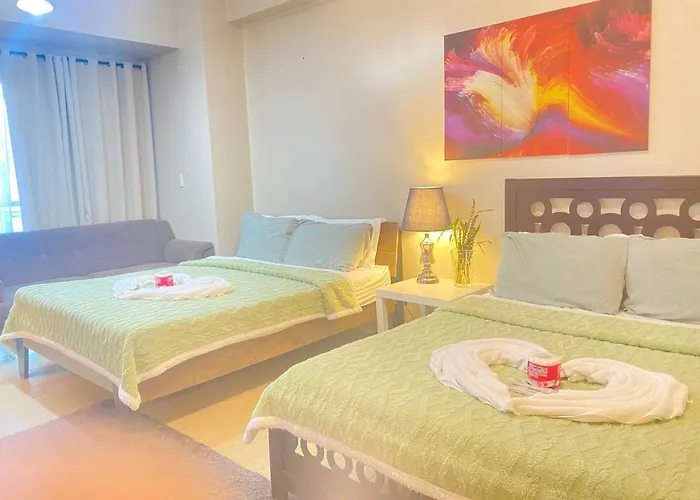Warm-toned 2 Bed Condotel At Newport Across Naia Terminal 3 Apartamento